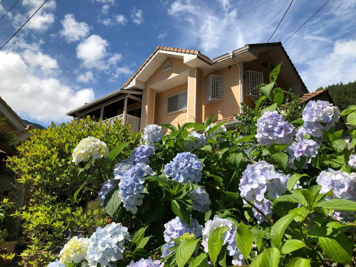 Villa Relax Fujikawaguchiko Zewnętrze zdjęcie